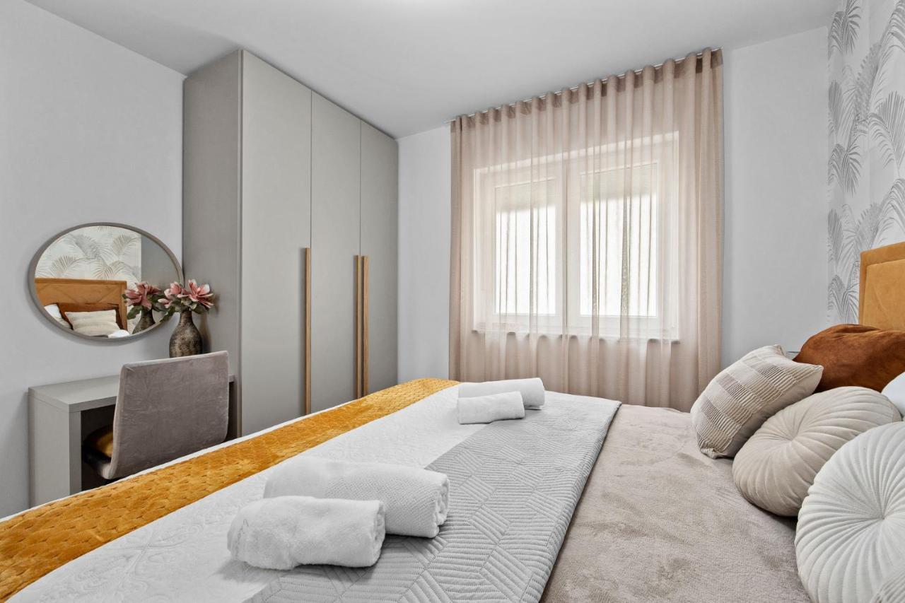 Apartment Leone ميدولين المظهر الخارجي الصورة