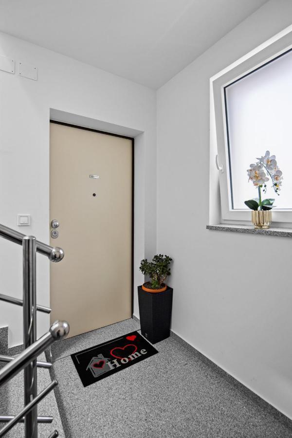 Apartment Leone ميدولين المظهر الخارجي الصورة