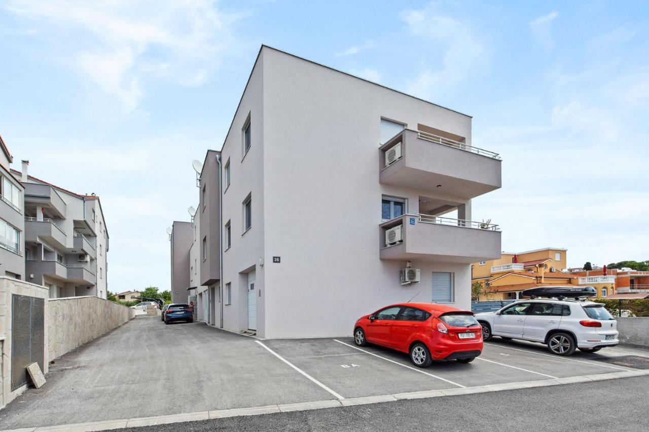 Apartment Leone ميدولين المظهر الخارجي الصورة